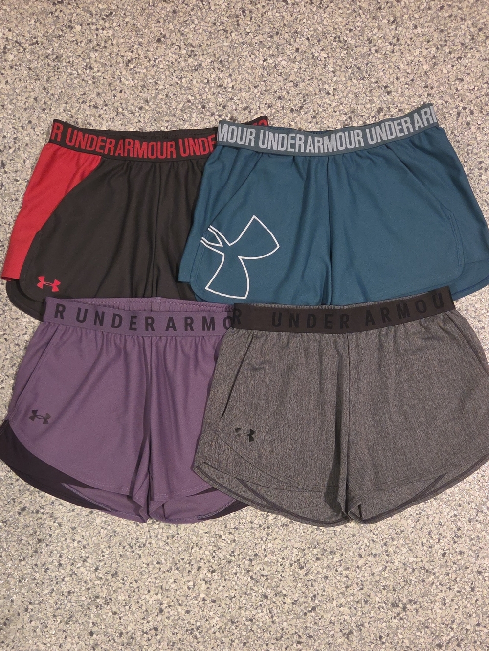 Bundle Of Under Armour Shorts Size Small
